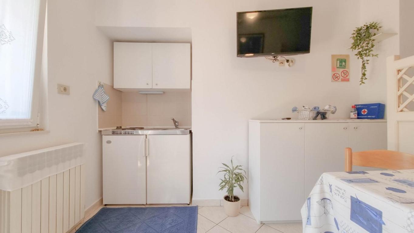 Alma One Leilighet Novigrad Istria Eksteriør bilde